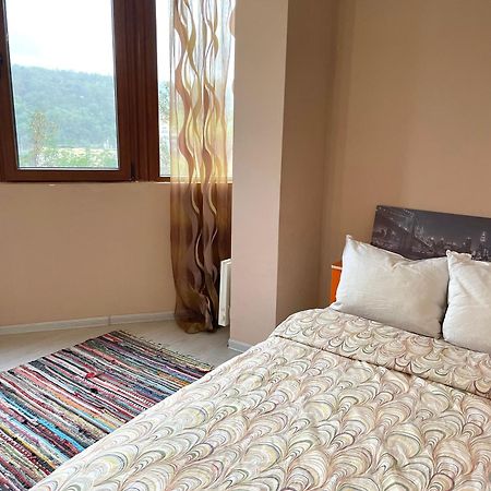 Апартамент "Скален Венец" Veliko Tarnovo Ngoại thất bức ảnh