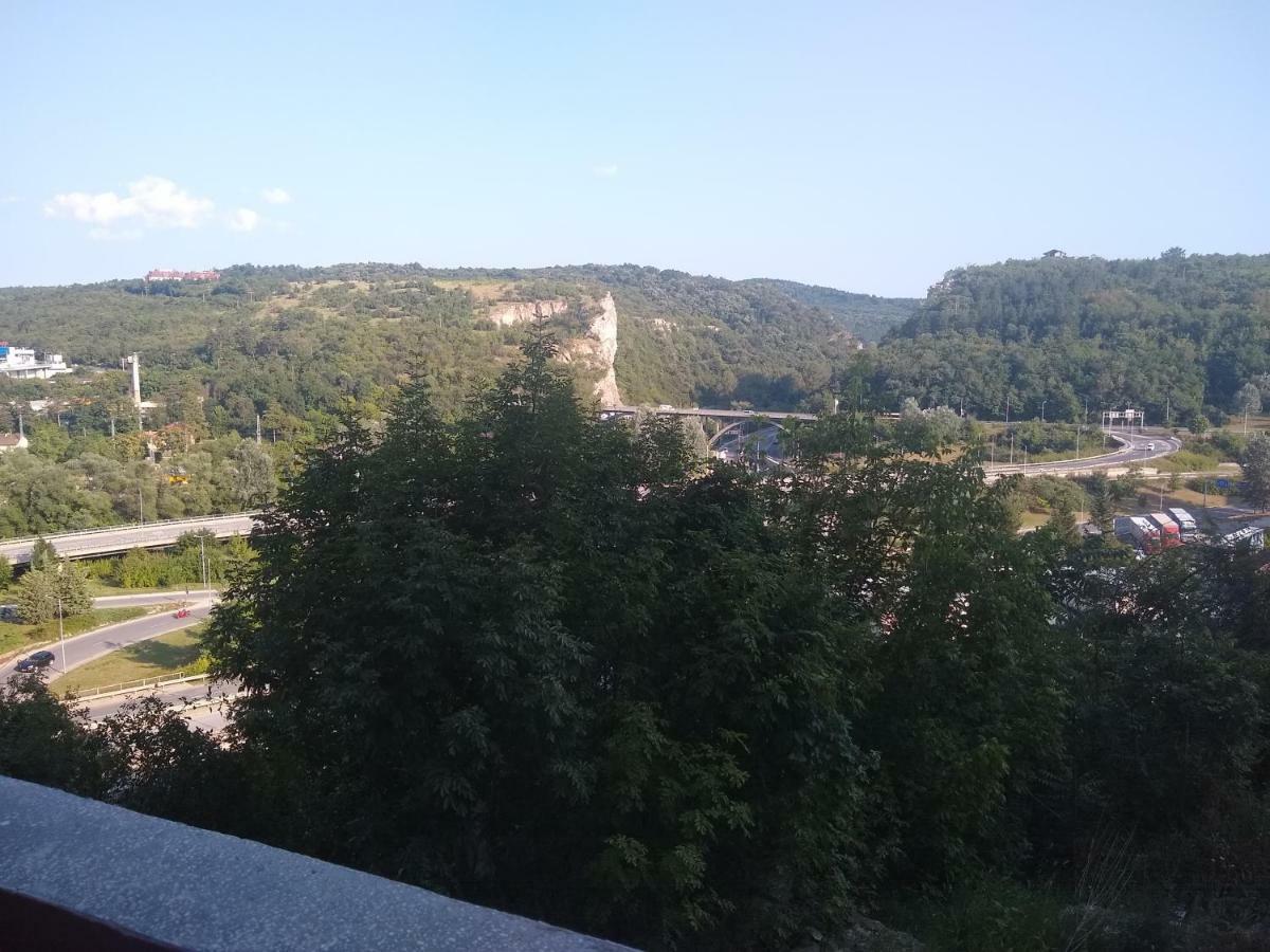 Апартамент "Скален Венец" Veliko Tarnovo Ngoại thất bức ảnh